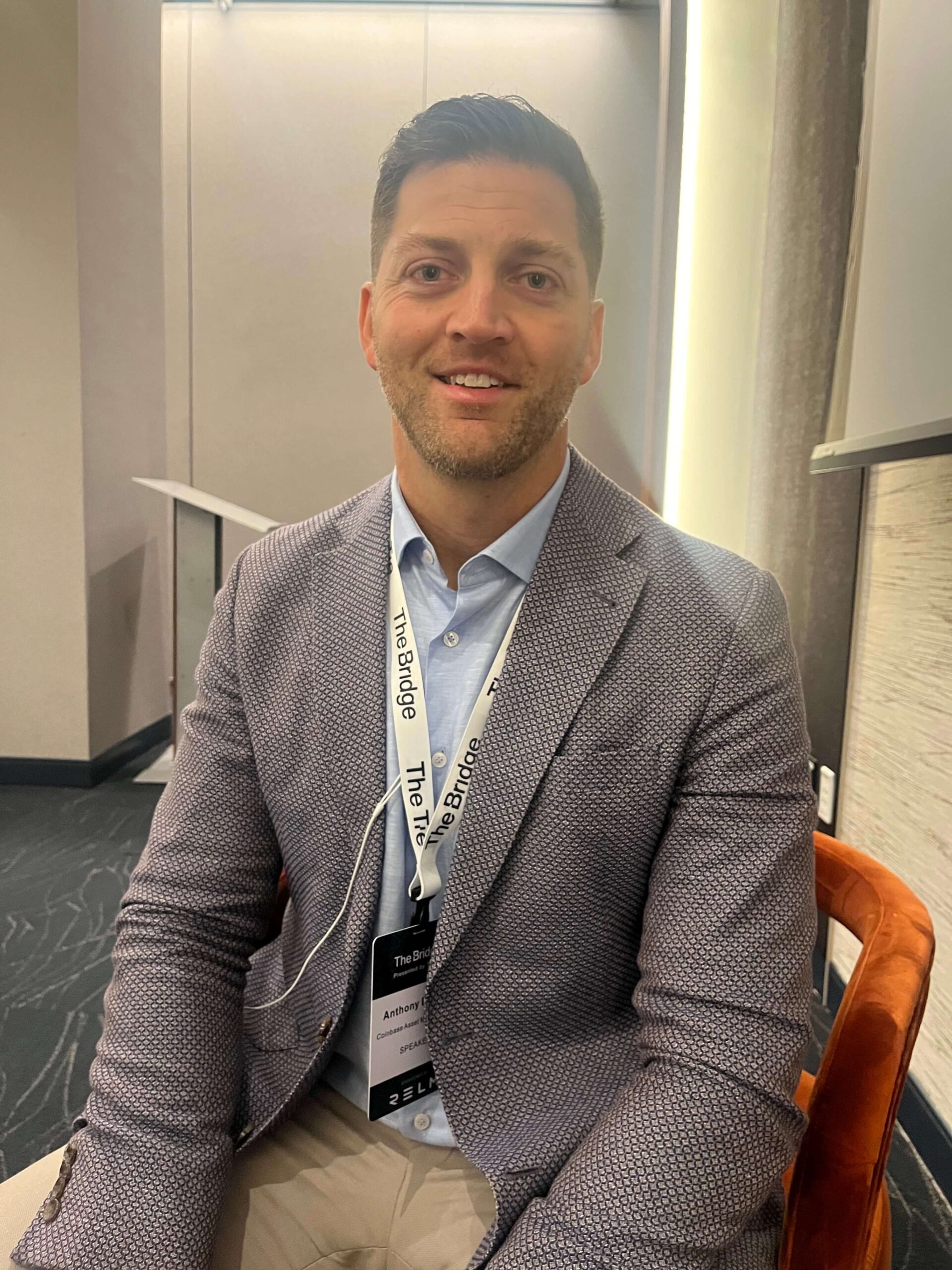 XRP and SOL Have ‘Very Wide Gap’ In Market Interest, Says Exec